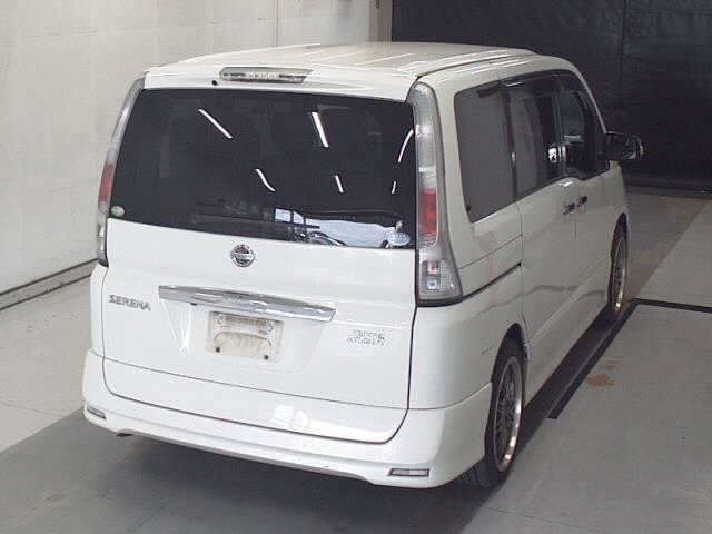 NISSAN SERENA 2009