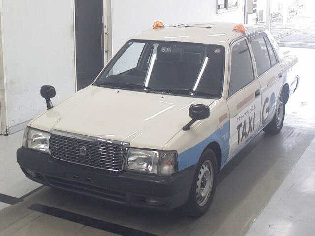 TOYOTA CROWN COMFORT 2015