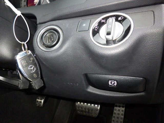 MERCEDES BENZ C CLASS 2012