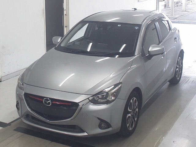 MAZDA DEMIO 2015