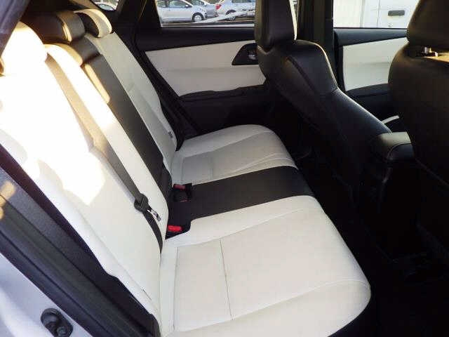 TOYOTA AURIS 2016