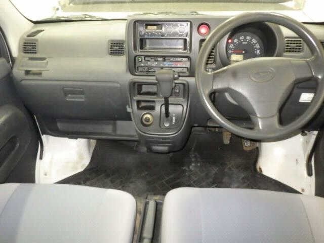 DAIHATSU HIJET VAN 2012
