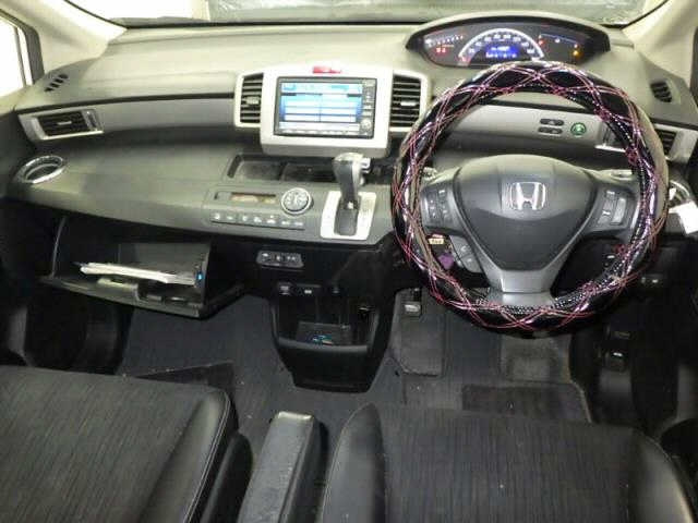 HONDA FREED 2012