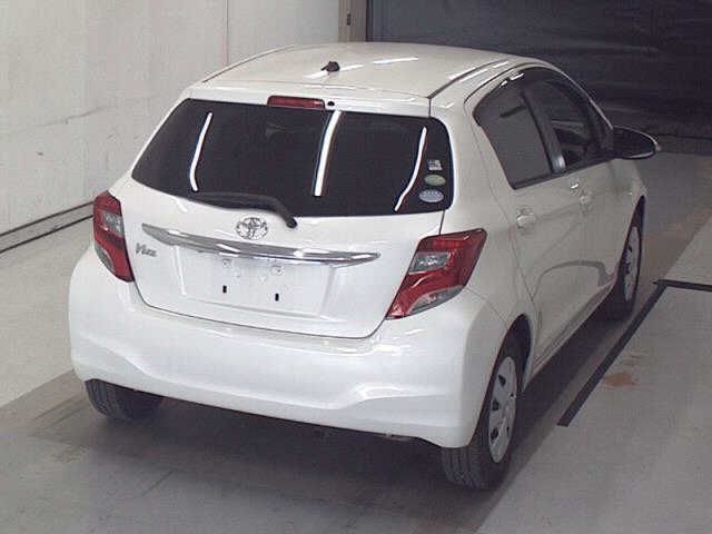 TOYOTA VITZ 2014