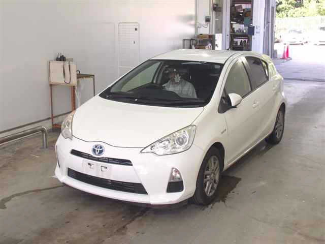 TOYOTA AQUA 2014
