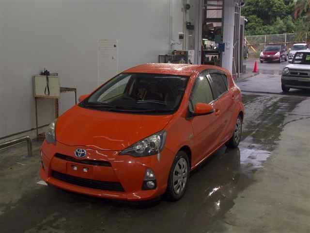 TOYOTA AQUA 2014