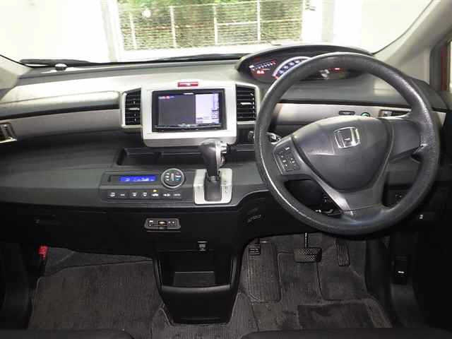 HONDA FREED 2014