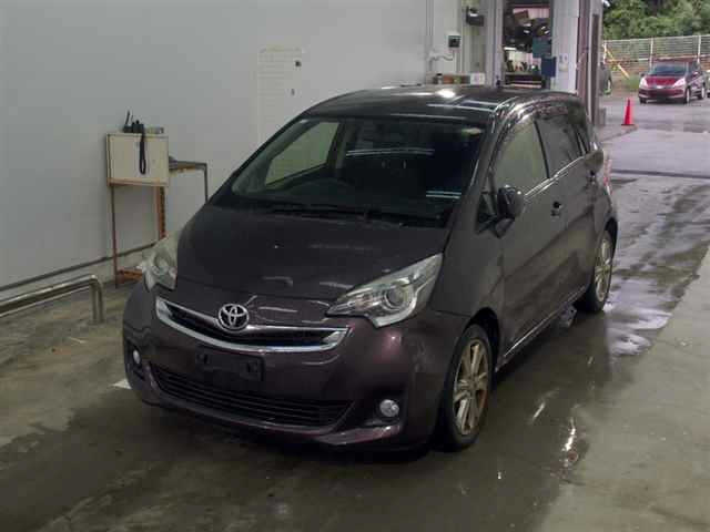 TOYOTA RACTIS 2015
