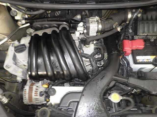 NISSAN TIIDA 2011