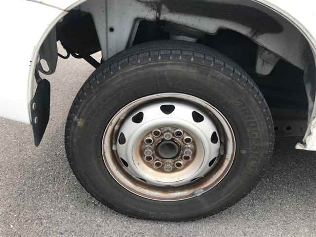 DAIHATSU HIJET VAN 2011