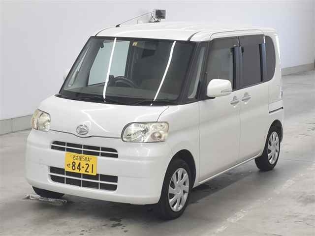 DAIHATSU TANTO 2010