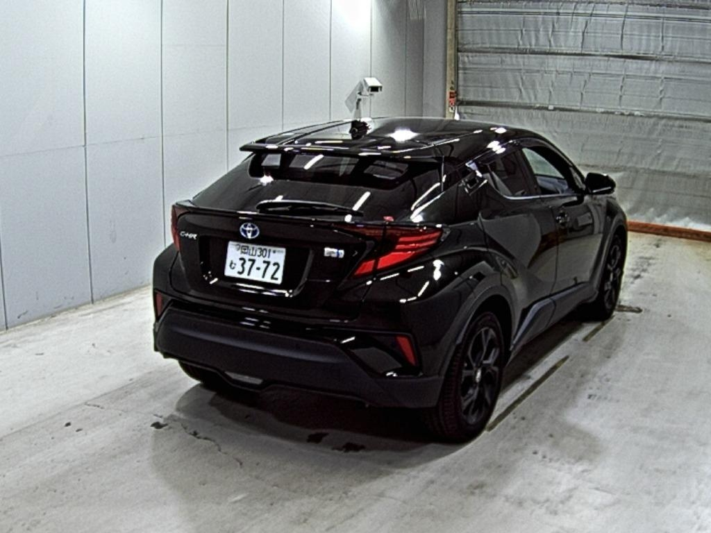 TOYOTA C-HR 2023