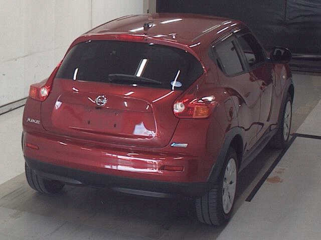 NISSAN JUKE 2012