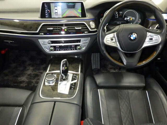 BMW 7 SERIES 2016