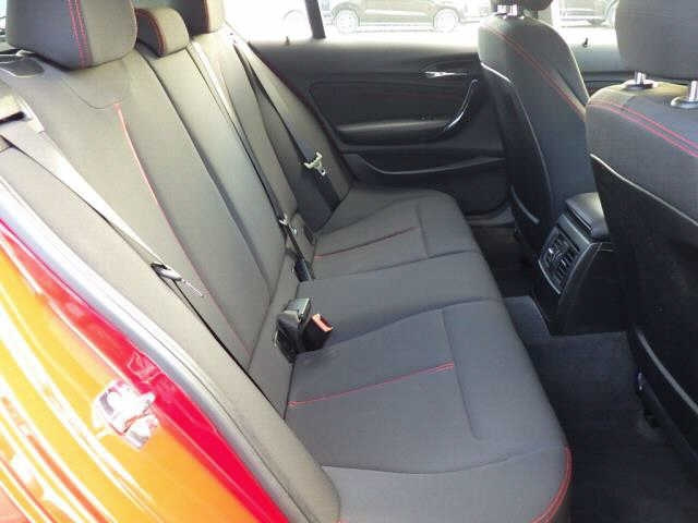 BMW 1 SERIES 2011