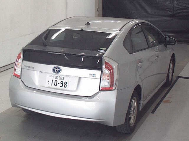 TOYOTA PRIUS 2012