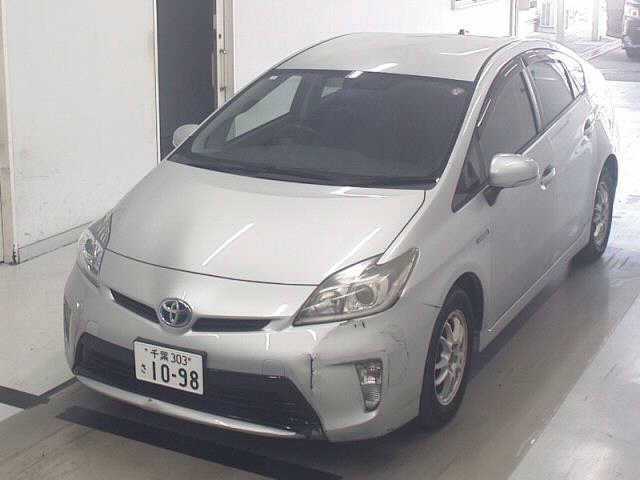 TOYOTA PRIUS 2012