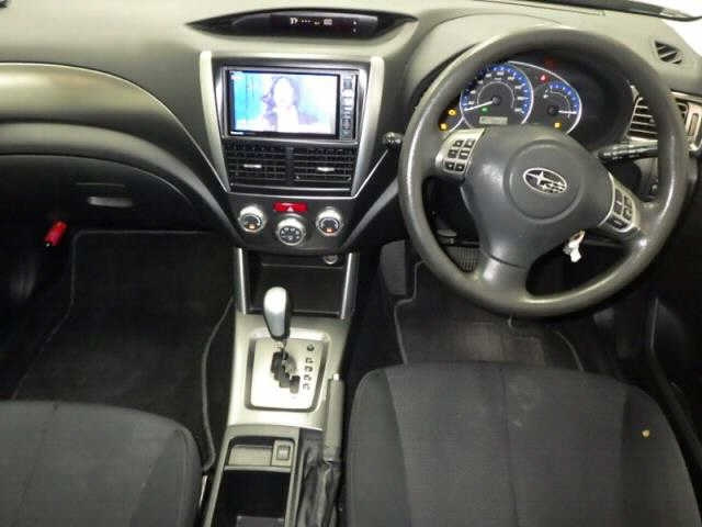 SUBARU FORESTER 2012