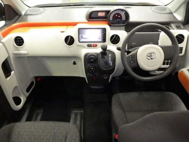 TOYOTA SPADE 2015