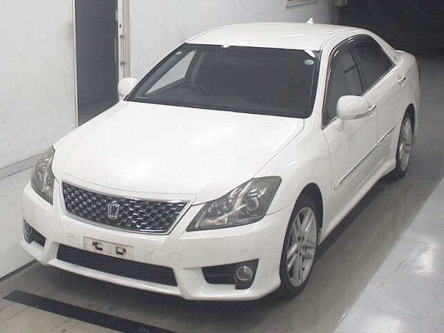 TOYOTA CROWN 2011