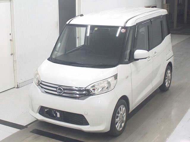 NISSAN DAYZ ROOX 2015