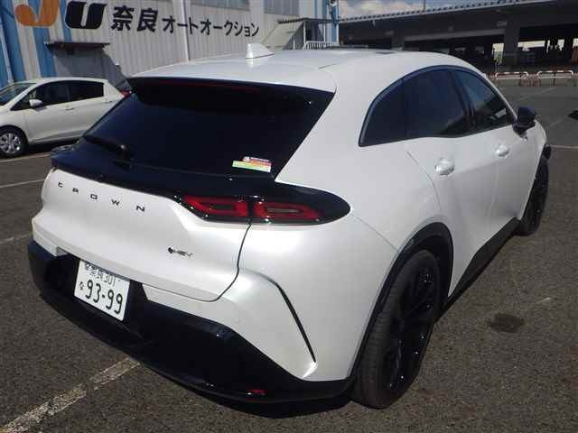 TOYOTA CROWN SPORT 2024