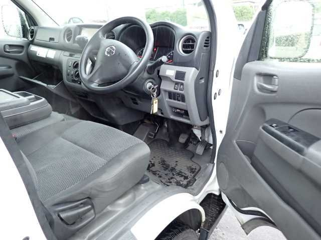 NISSAN CARAVAN VAN 2018