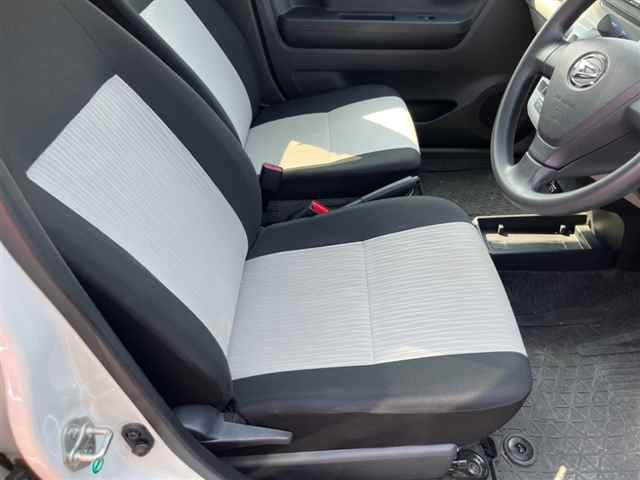 DAIHATSU MIRA E S 2019