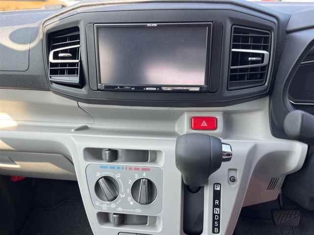 DAIHATSU MIRA E S 2019