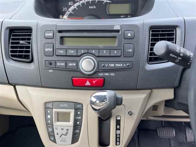 DAIHATSU MOVE 2011