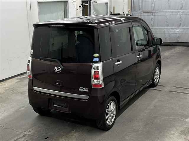 DAIHATSU TANTO EXE 2010