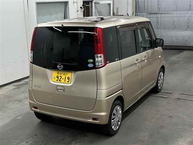 NISSAN ROOX 2012