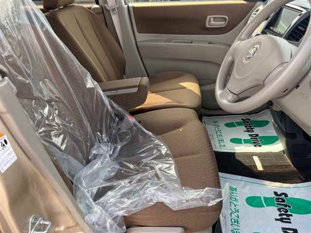 NISSAN ROOX 2012
