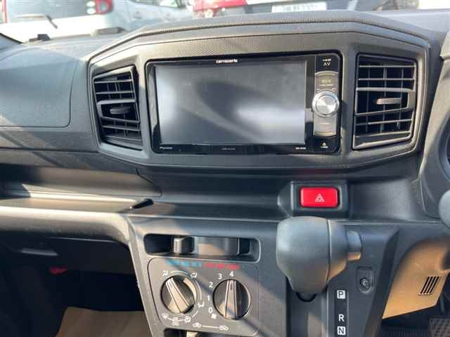 DAIHATSU MIRA E S 2017
