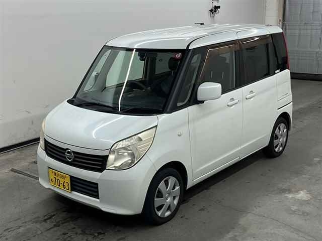 NISSAN ROOX 2012