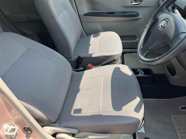 DAIHATSU MIRA E S 2014