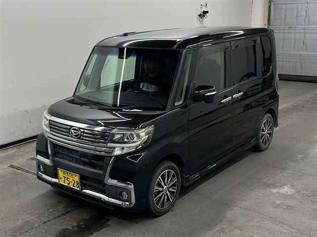 DAIHATSU TANTO 2016