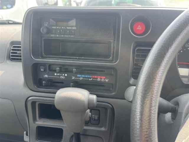 DAIHATSU HIJET VAN 2015