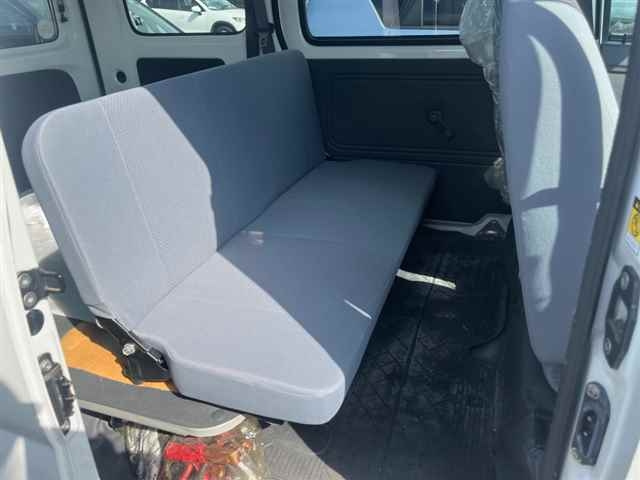 DAIHATSU HIJET VAN 2015