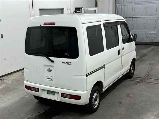 DAIHATSU HIJET VAN 2015