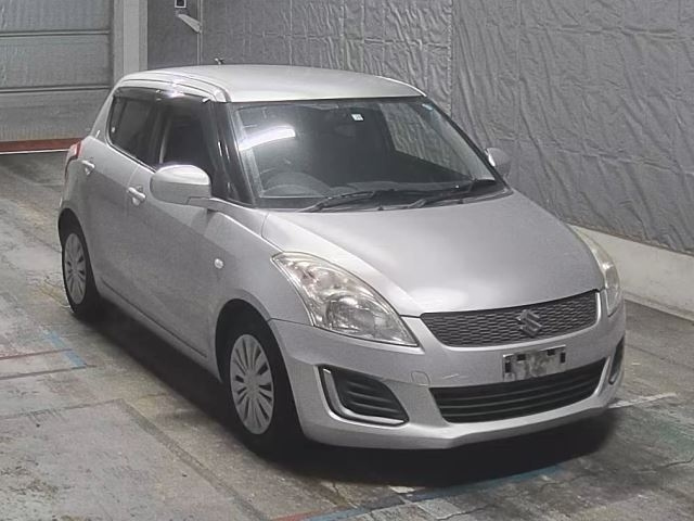 SUZUKI SWIFT 2015