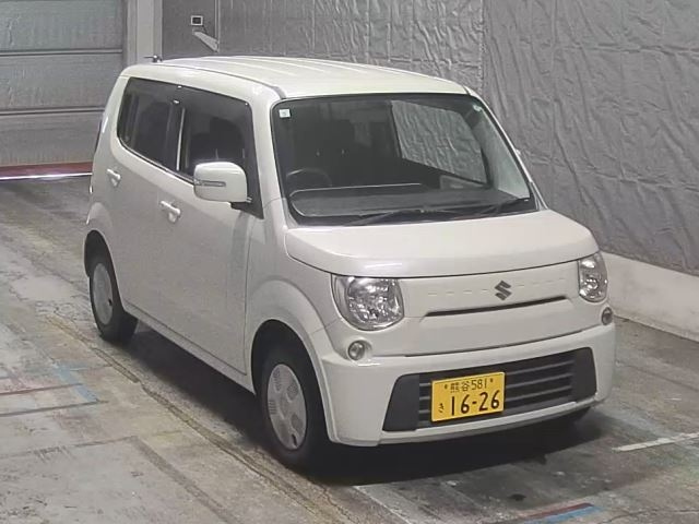 SUZUKI MRWAGON 2011