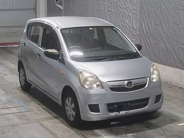 DAIHATSU MIRA 2011