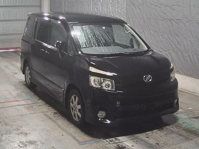 TOYOTA VOXY 2008
