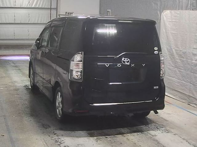TOYOTA VOXY 2008