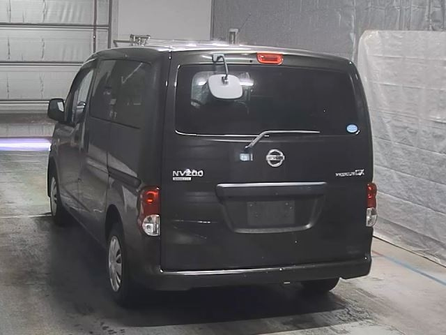 NISSAN NV200 2019