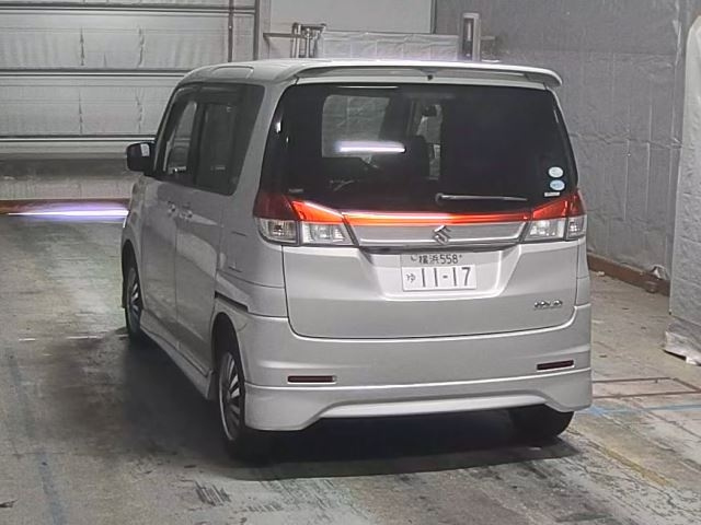 SUZUKI SOLIO 2011