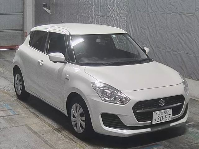 SUZUKI SWIFT 2023