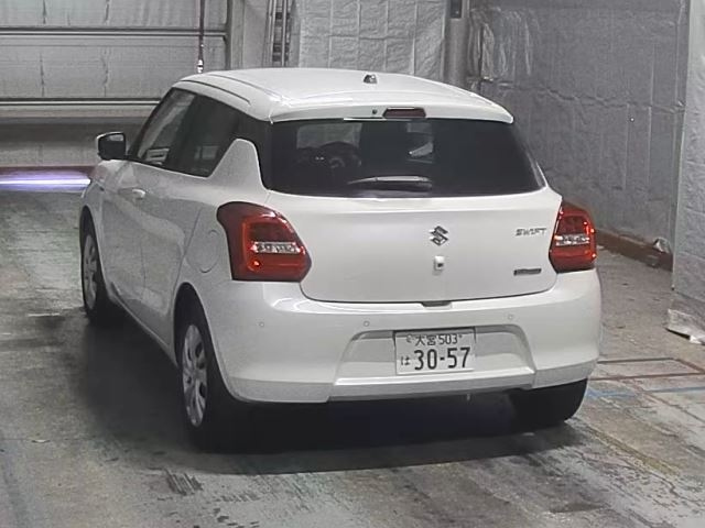 SUZUKI SWIFT 2023