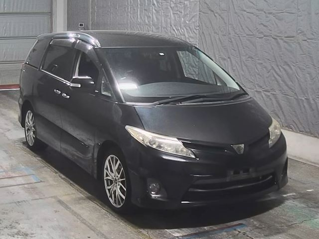 TOYOTA ESTIMA 2010